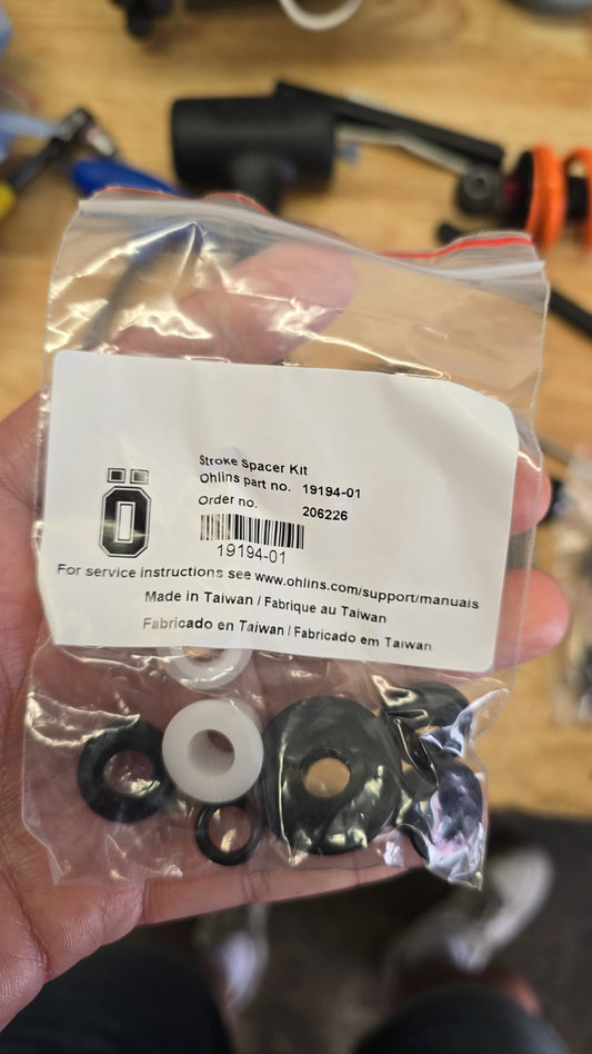 Öhlins TTX Air stroke spacer kit